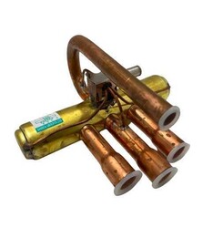 Universal Salon Tipi Klima 4 Yollu Vana Grubu 48000 Btu - 2